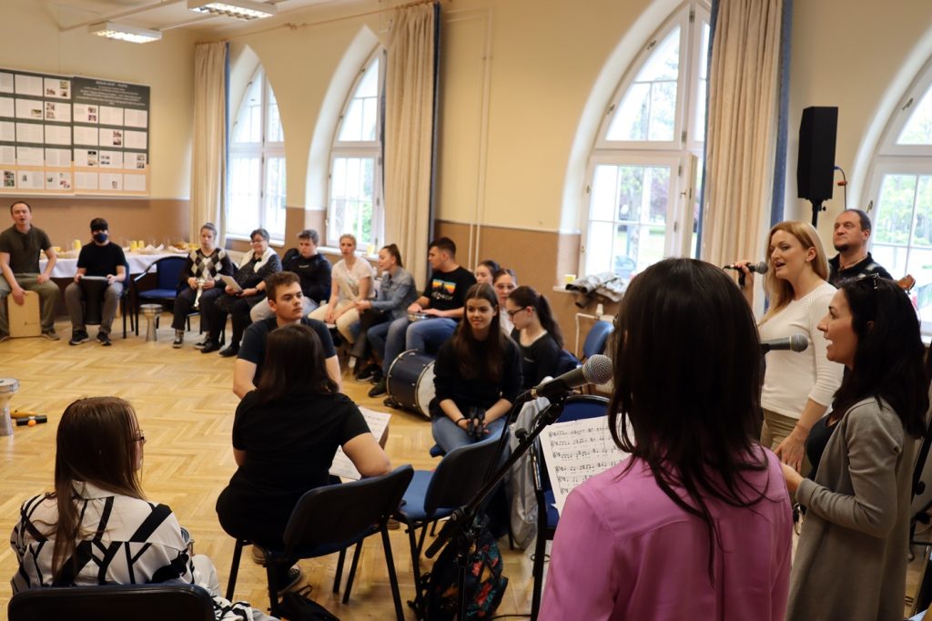 konnyuzenei-program-2022-006